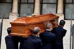 イタリア語の単語「funerale」を表す画像